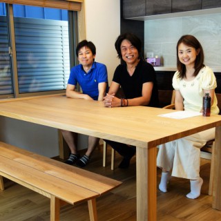 Kさま。金沢でお逢いし、こうして家具を私からご購入頂いた事。忘れられない思い出になりました。またお逢いできる日を、楽しみにしています！宮本